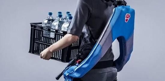 8点1氪丨孙正义否认5分钟决定投马云;卢伟冰回应“小米低价误国”;董明珠称格力每年需要50-80亿元芯片