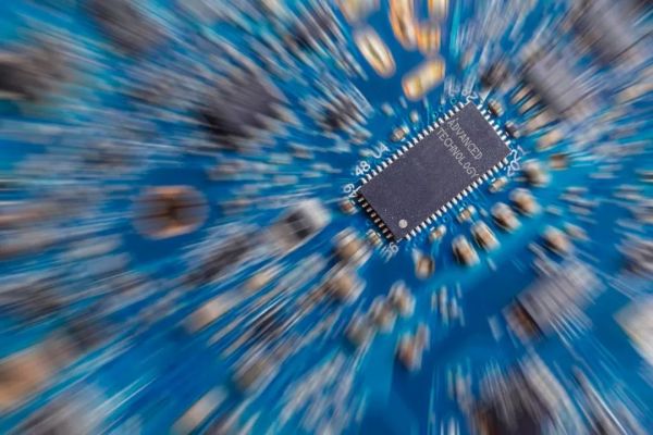 2017→2019:华为与英特尔躲不过的主线战争