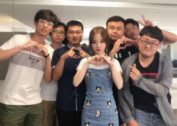 断播80天后,冯提莫为何选择了B站?