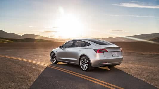 知名投资人:特斯拉股价还能翻番,市值能到1400亿美元