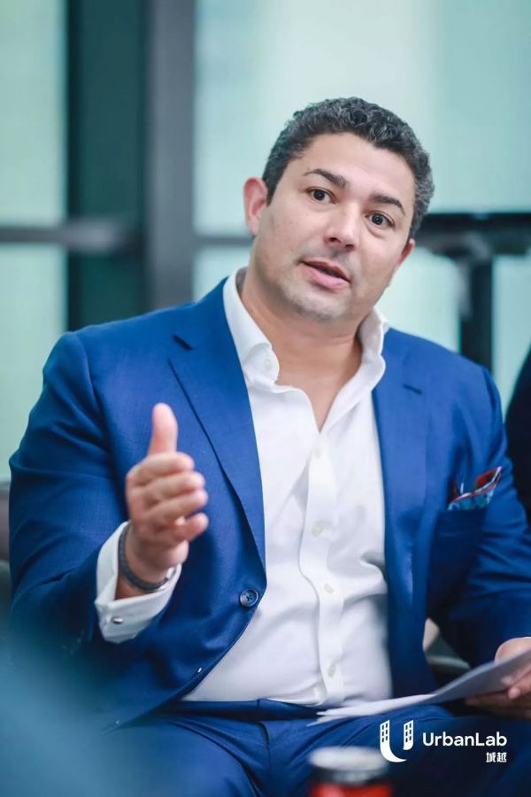 观察+ | 地产巨头联手解题:房地产+科技=?