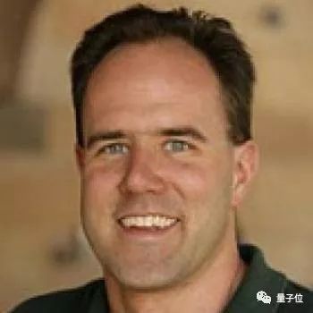 《头文字D》无人车版来了:斯坦福最新研究,自动驾驶玩漂移,走位风骚