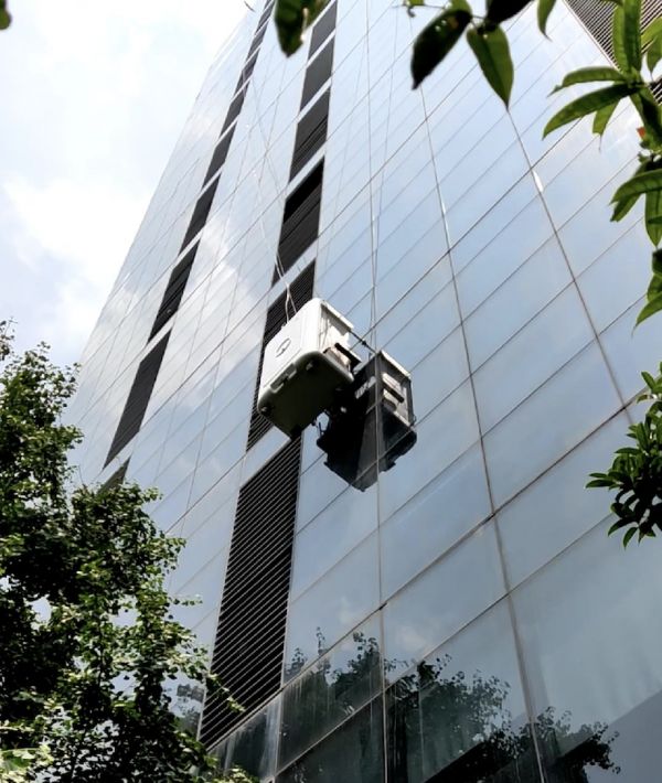 将SLAM算法应用于幕墙清洗，「映星智能」研发全自动高楼玻璃幕墙清洗机器人