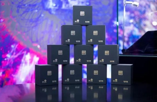 “超级SIM卡”现身,真的不是把SIM卡与TF拼起来?