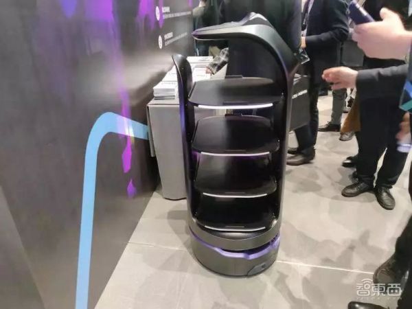 东京机器人展:16家中国公司踢馆,还有专门的微信导览