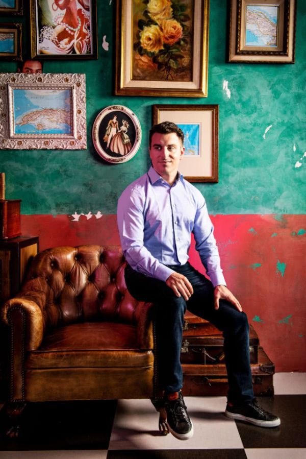 投资者和客户信任直线下降,Airbnb如何在艰难中前行?