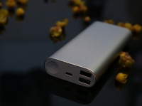 共享充电宝乱扣费、好借难还 行业监管仍待“满格”