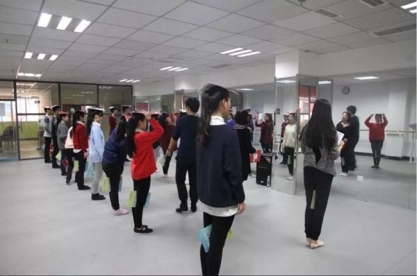 赢了市场,却自己把自己埋了,这种创业死法最憋屈