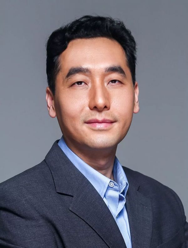 网易科技年终策划《2020请回答》:与50位KOL遇见2020