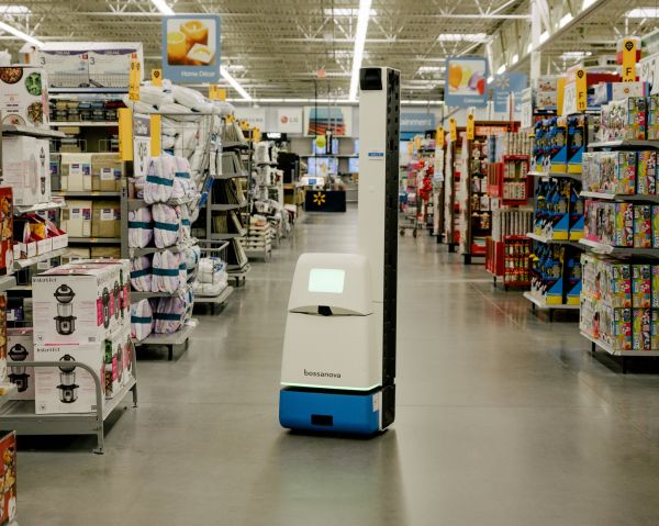 邮递员、网红和机器人：当代“黑五”的主要劳动力