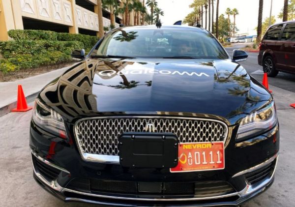 CES现场芯片巨头上演开年大战:AMD、英特尔、英伟达、高通展开对决