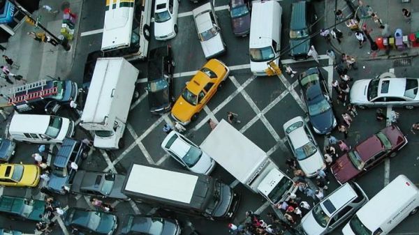 越来越智能的不止特斯拉,还有汽车黑客