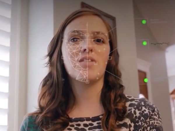 AI面试催生韩国新型补习班:200元一小时,面对摄像头练习用眼睛微笑