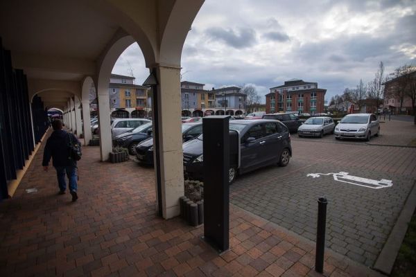 深入敌后的特斯拉,能复制上海超级工厂的成功吗?