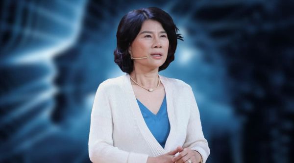 格力员工晒年终奖:董明珠给我们每人发了一部骁龙820格力色界手机