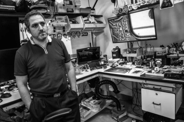 美检方硬刚苹果,花1000万美元建实验室破解iPhone