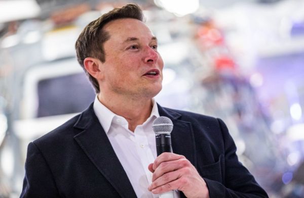 图:特斯拉首席执行官埃隆·马斯克