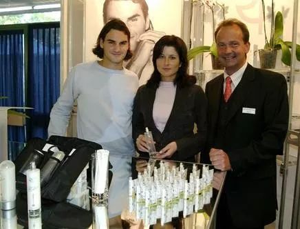 费德勒收入将破10亿美元,瑞士天王球场之外的两重身份