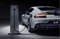 阿斯顿马丁筹集紧急资金后推迟了电动汽车计划