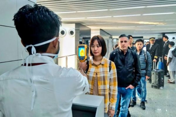 AI“捂热”冰冷疫情：阿里协助缩短确诊时间至半小时，百度绘出疫情百态