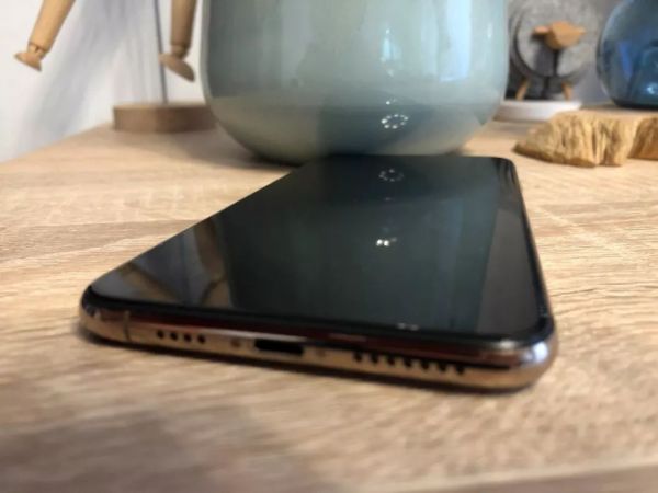 欧盟统一充电口,苹果反对:到底孰是孰非?