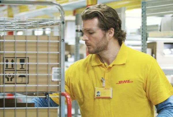 Google 这款可能是目前最好看的智能眼镜,终于能买到了