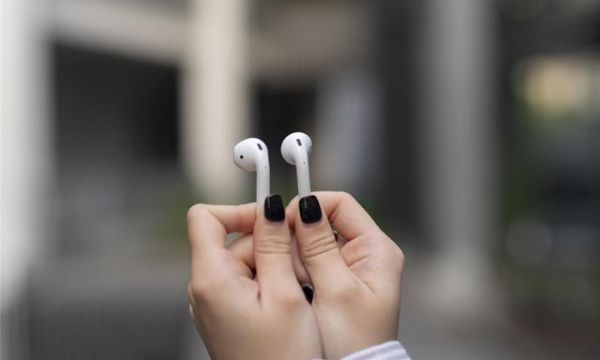 疫情当前,手机发布会只能线上举办,其实是件好事?