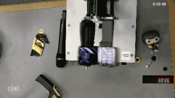 折叠屏手机又被骂惨了,为什么卖得贵还做不好?