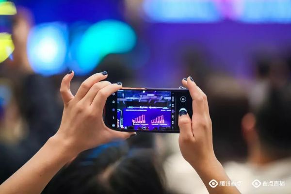 微信小程序直播能力开启公测,可在商家的小程序内实现闭环