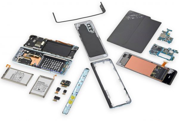 三星Galaxy Z Flip“翻车”:折叠屏手机慢些走,等等创新的魂