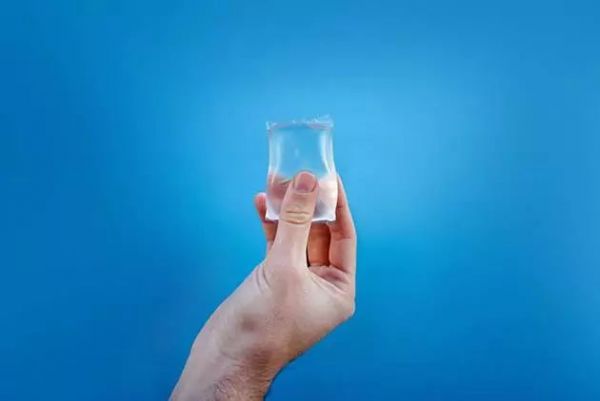 可以「吃」的水包装,真的更环保吗?