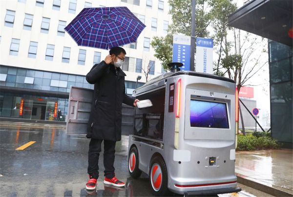疫情之下的末端配送和高危场景,各路“无人车”挺身而出