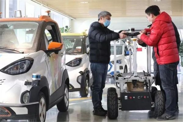 疫情之下的末端配送和高危场景,各路“无人车”挺身而出