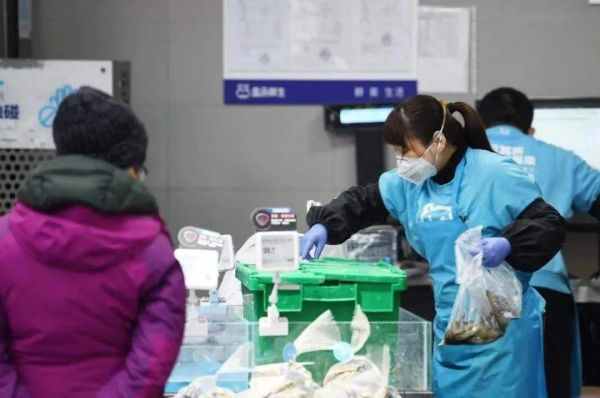 “共享员工”体验记:超市兼职配货日赚二百,有人跳槽有人逃