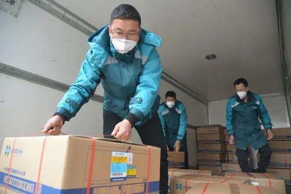 “共享员工”体验记:超市兼职配货日赚二百,有人跳槽有人逃