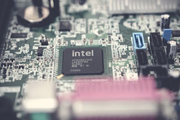 潮科技 | 「英特尔」是如何利用AI寻找特定行业新客户?