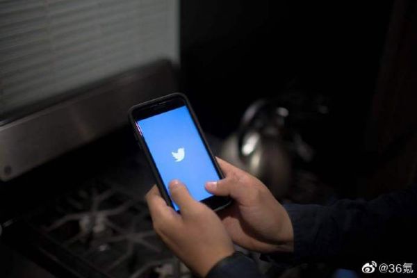 科技神回复 | iPhone 9真机谍照曝光,库克又在线清库存?