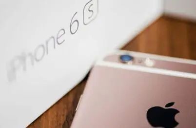 科技神回复 | iPhone 9真机谍照曝光,库克又在线清库存?