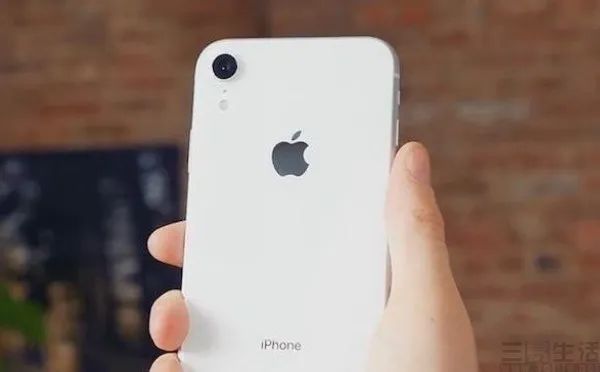 杀后台不会降低iPhone电池寿命,但却影响续航