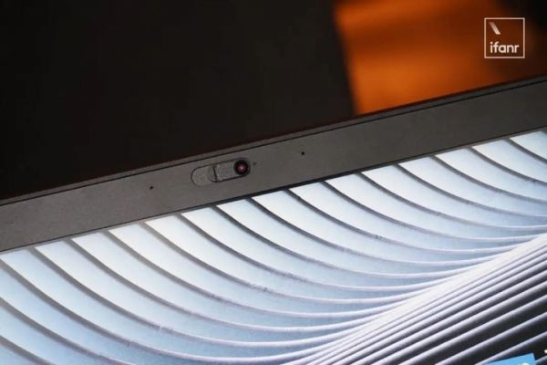 2020 年了,笔记本电脑还有必要配备摄像头吗?