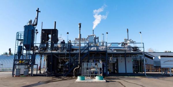 比尔·盖茨的“第二战场”：我只有“技术”这把锤子了