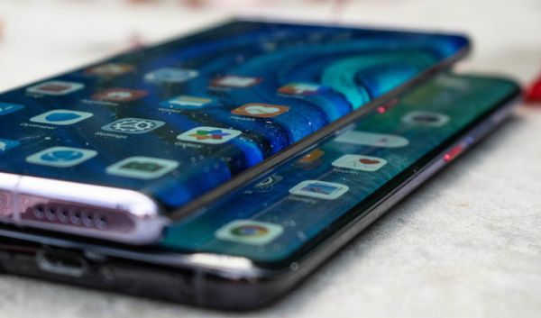 曲面屏手机,为何让人又爱又恨?