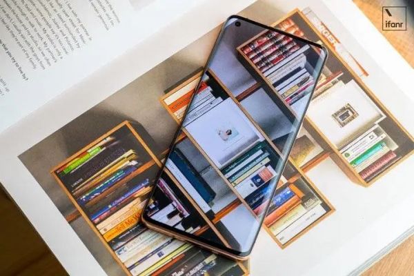 手机变流畅了,除了性能还有屏幕的功劳