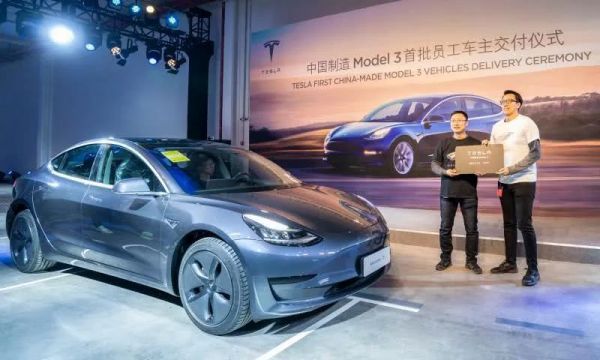 马斯克坚决不让工厂因疫情停工,400美元的特斯拉是买点了吗?