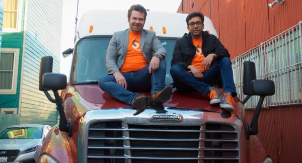 第一家倒闭的无人驾驶卡车公司:伪AI真人工,融资1.5亿,现在潮退无以为继