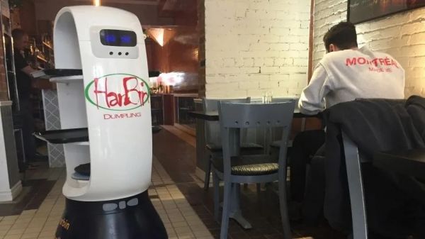 疫情期间的机器人总动员,这次人类要感谢它们