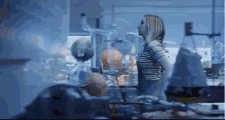 5个多小时长镜头：苹果为何总能拍出电影级广告？