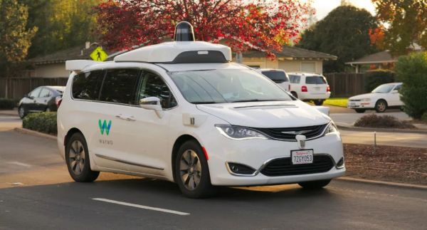 美国疫情升级,Waymo 暂停旗下所有服务
