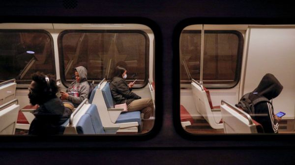 世卫官方开发疫情追踪神器,要健康还是要隐私?