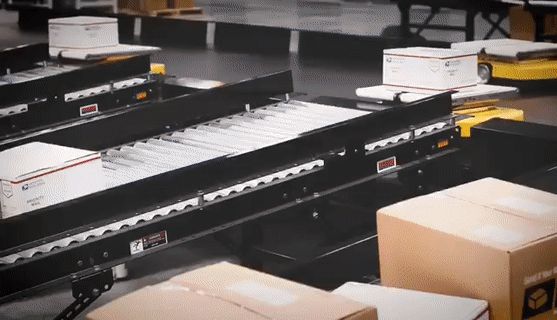 年处理包裹20亿件,「立镖机器人」要以AGV分拣系统促进物流自动化